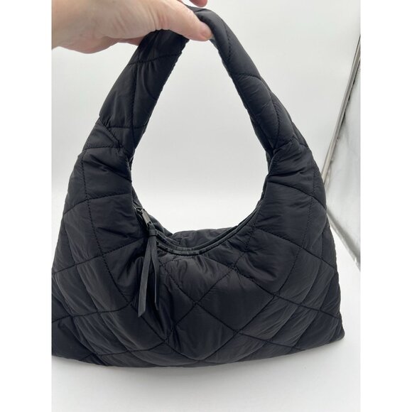 Haute Shore Quilted Deep Navy Preppy Boho Jones Puffer Hobo Tote Bag Purse - Picture 3 of 9